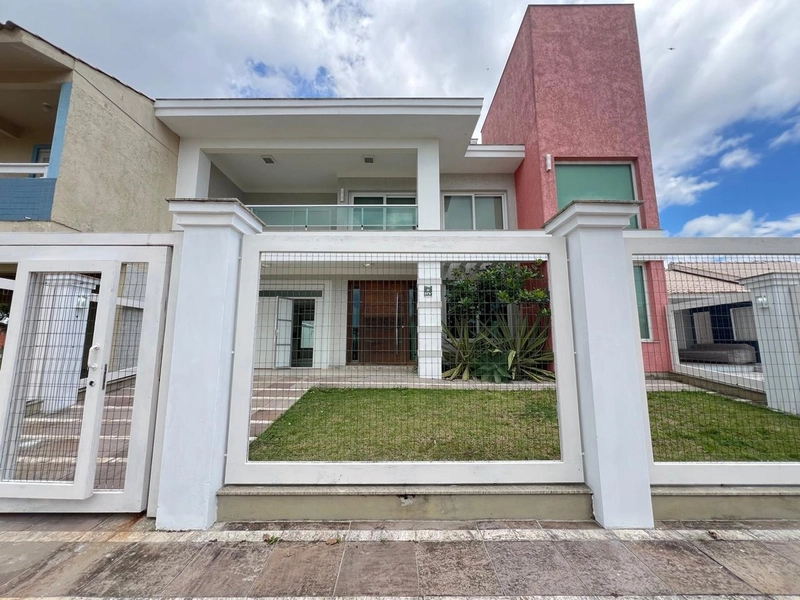 XANGRI-LÁ - EXCELENTE SOBRADO FRENTE MAR: 1ª foto da galeria de imagens do imóvel