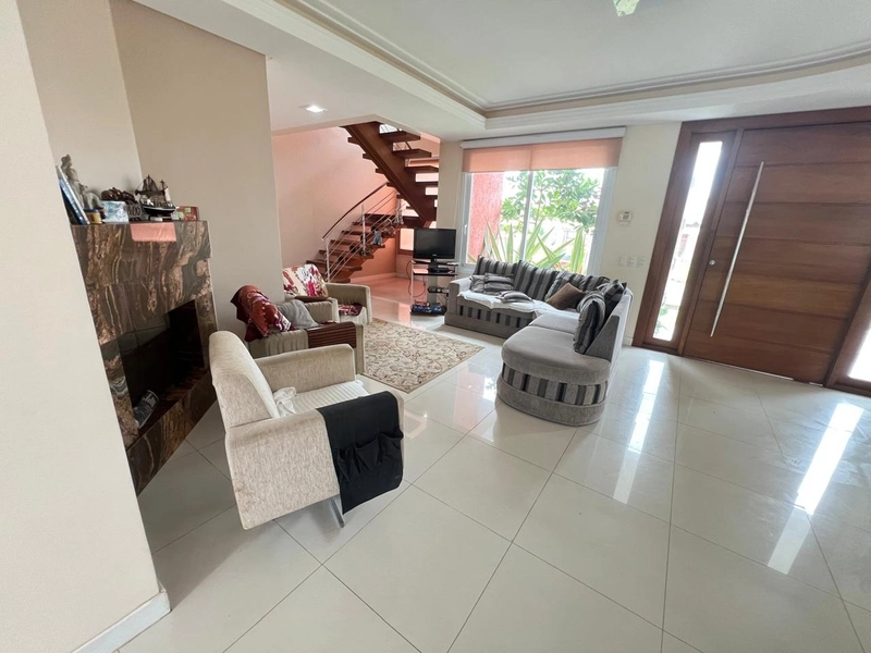 XANGRI-LÁ - EXCELENTE SOBRADO FRENTE MAR: 24ª foto da galeria de imagens do imóvel