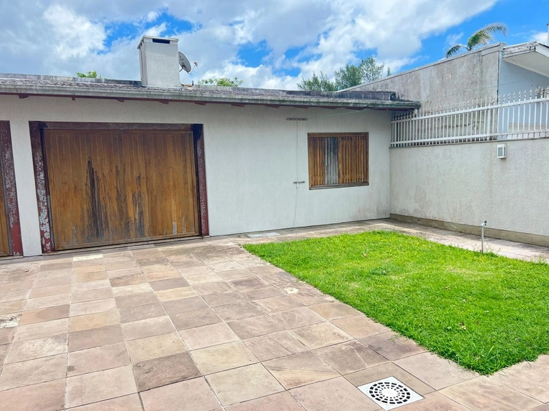 XANGRI-LÁ - EXCELENTE SOBRADO FRENTE MAR: 22ª foto da galeria de imagens do imóvel