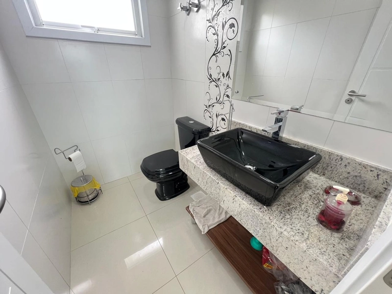 XANGRI-LÁ - EXCELENTE SOBRADO FRENTE MAR: 14ª foto da galeria de imagens do imóvel