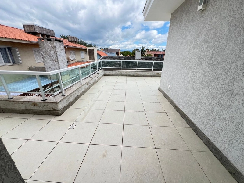 XANGRI-LÁ - EXCELENTE SOBRADO FRENTE MAR: 15ª foto da galeria de imagens do imóvel