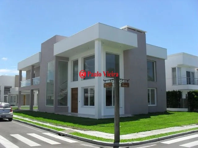 PORTO CORONADO - MAGNIFICO SOBRADO DE ESQUINA