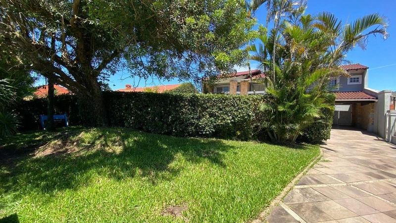 ATLÂNTIDA - SOBRADO FRENTE MAR EM EXCELENTE LOCALIZAÇÃO: 15ª foto da galeria de imagens do imóvel