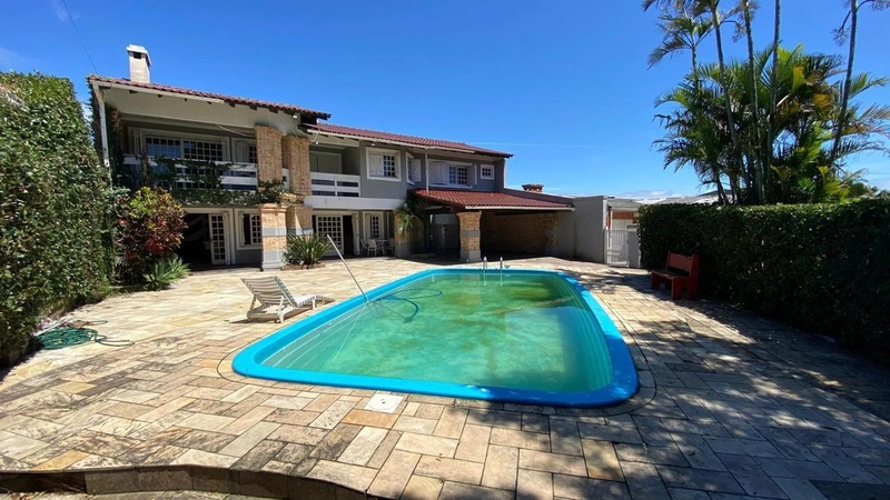 ATLÂNTIDA - SOBRADO FRENTE MAR EM EXCELENTE LOCALIZAÇÃO: 10ª foto da galeria de imagens do imóvel