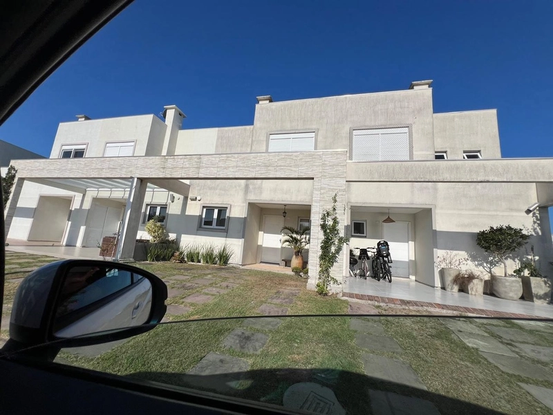 PÁTEO MARBELA - EXCELENTE SOBRADO