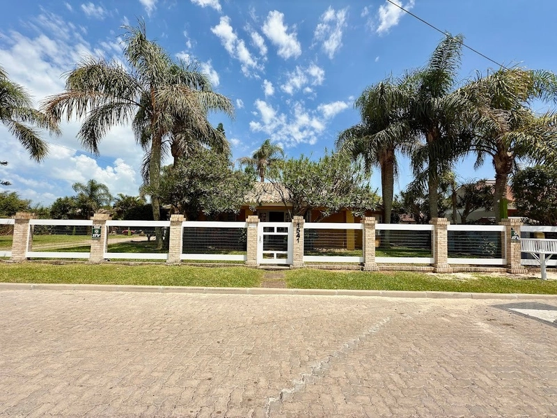 ATLÂNTIDA - EXCELENTE CASA TÉRREA PARA DESFRUTAR DE UM OTIMO DESCANSO: 55ª foto da galeria de imagens do imóvel