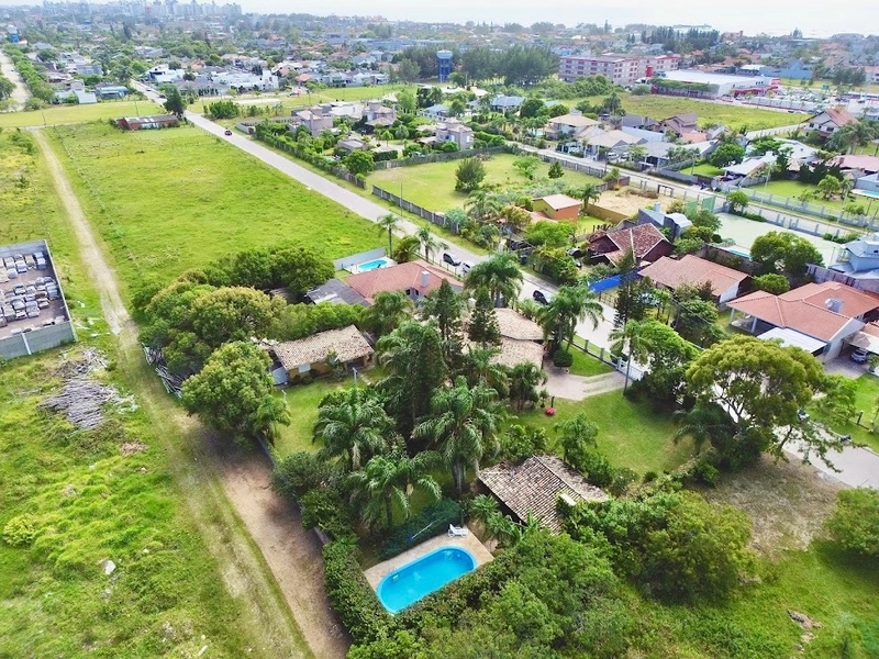 ATLÂNTIDA - EXCELENTE CASA TÉRREA PARA DESFRUTAR DE UM OTIMO DESCANSO: 1ª foto da galeria de imagens do imóvel