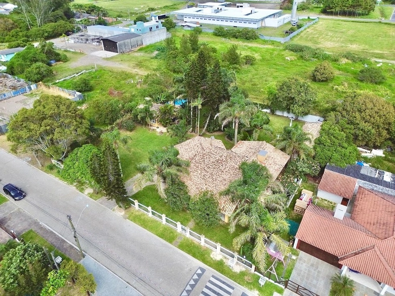 ATLÂNTIDA - EXCELENTE CASA TÉRREA PARA DESFRUTAR DE UM OTIMO DESCANSO: 3ª foto da galeria de imagens do imóvel