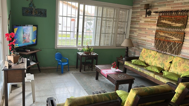 ATLÂNTIDA -  CASA TÉRREA FRENTE MAR EM LOCALIZAÇÃO EXCLUSIVA: 4ª foto da galeria de imagens do imóvel