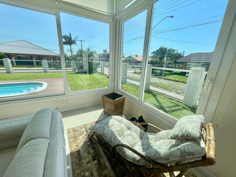 XANGRI-LÁ -  SOBRADO DE ESQUINA A POUCOS METROS DO MAR: 43ª foto da galeria de imagens do imóvel