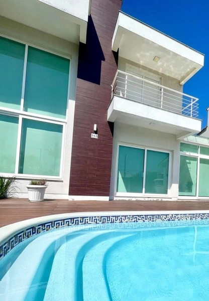 XANGRI-LÁ -  SOBRADO DE ESQUINA A POUCOS METROS DO MAR: 18ª foto da galeria de imagens do imóvel