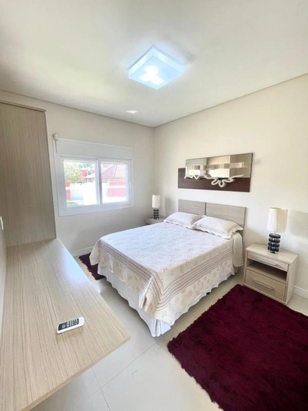 XANGRI-LÁ -  SOBRADO DE ESQUINA A POUCOS METROS DO MAR: 52ª foto da galeria de imagens do imóvel