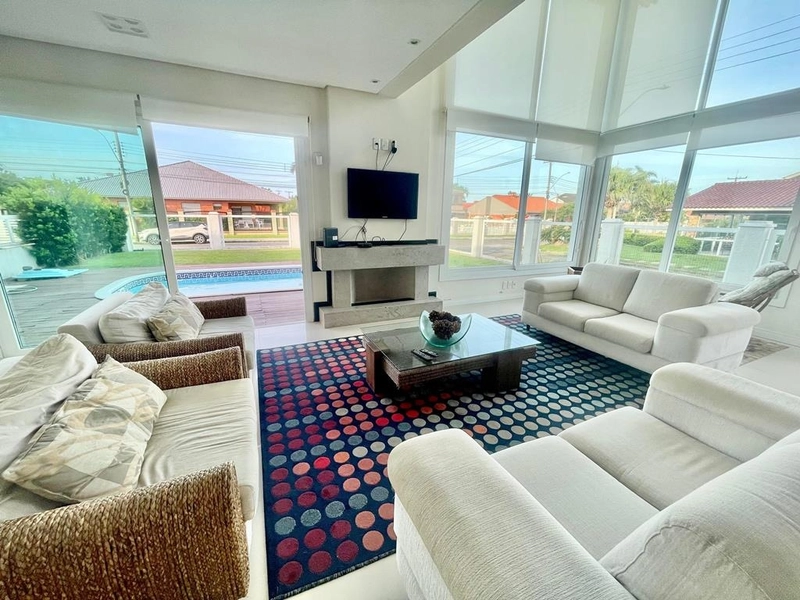 XANGRI-LÁ -  SOBRADO DE ESQUINA A POUCOS METROS DO MAR: 41ª foto da galeria de imagens do imóvel