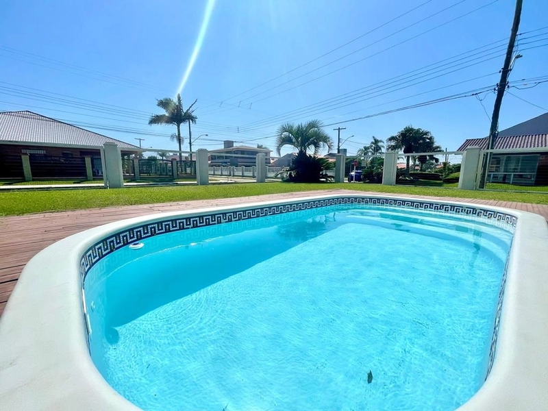 XANGRI-LÁ -  SOBRADO DE ESQUINA A POUCOS METROS DO MAR: 20ª foto da galeria de imagens do imóvel