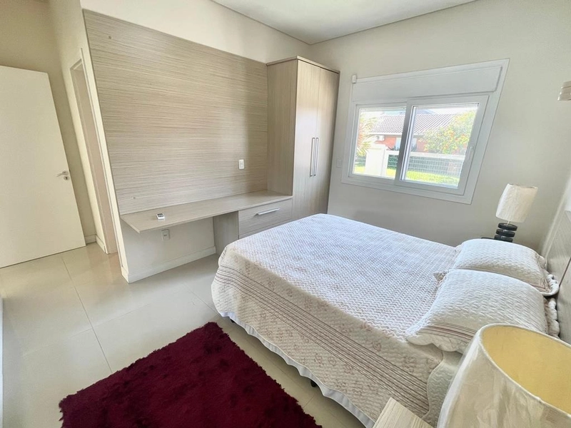 XANGRI-LÁ -  SOBRADO DE ESQUINA A POUCOS METROS DO MAR: 54ª foto da galeria de imagens do imóvel