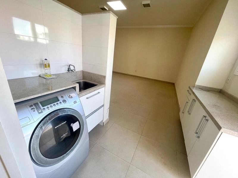 XANGRI-LÁ -  SOBRADO DE ESQUINA A POUCOS METROS DO MAR: 51ª foto da galeria de imagens do imóvel