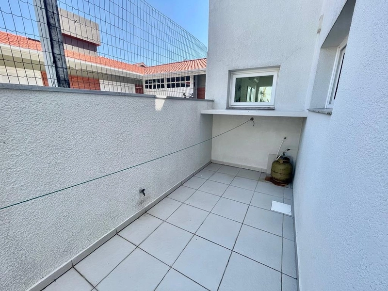 XANGRI-LÁ -  SOBRADO DE ESQUINA A POUCOS METROS DO MAR: 29ª foto da galeria de imagens do imóvel