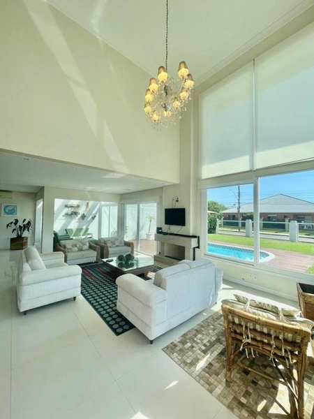 XANGRI-LÁ -  SOBRADO DE ESQUINA A POUCOS METROS DO MAR: 42ª foto da galeria de imagens do imóvel