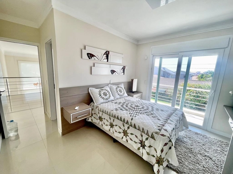 XANGRI-LÁ -  SOBRADO DE ESQUINA A POUCOS METROS DO MAR: 74ª foto da galeria de imagens do imóvel