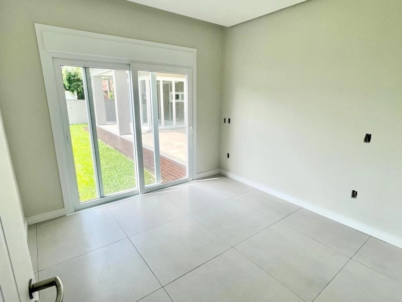 ATLÂNTIDA -  CASA TÉRREA EM ÓTIMA LOCALIZAÇÃO, FRENTE SUL: 20ª foto da galeria de imagens do imóvel