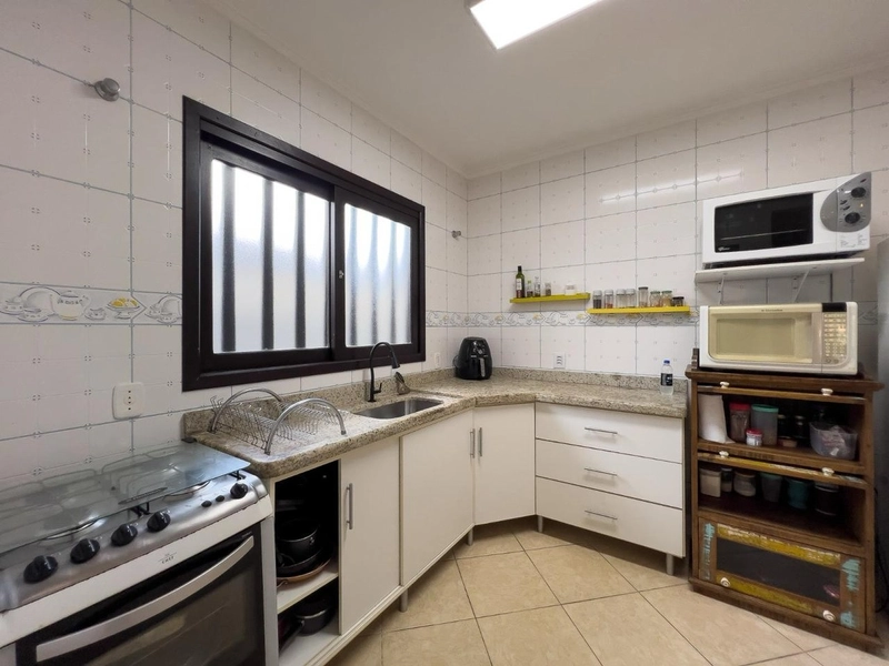 XANGRI-LÁ - CASA PRÓXIMA AO MAR COM 4 DORMITÓRIOS: 14ª foto da galeria de imagens do imóvel