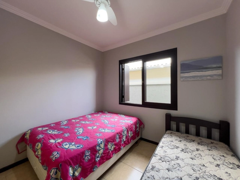 XANGRI-LÁ - CASA PRÓXIMA AO MAR COM 4 DORMITÓRIOS: 17ª foto da galeria de imagens do imóvel