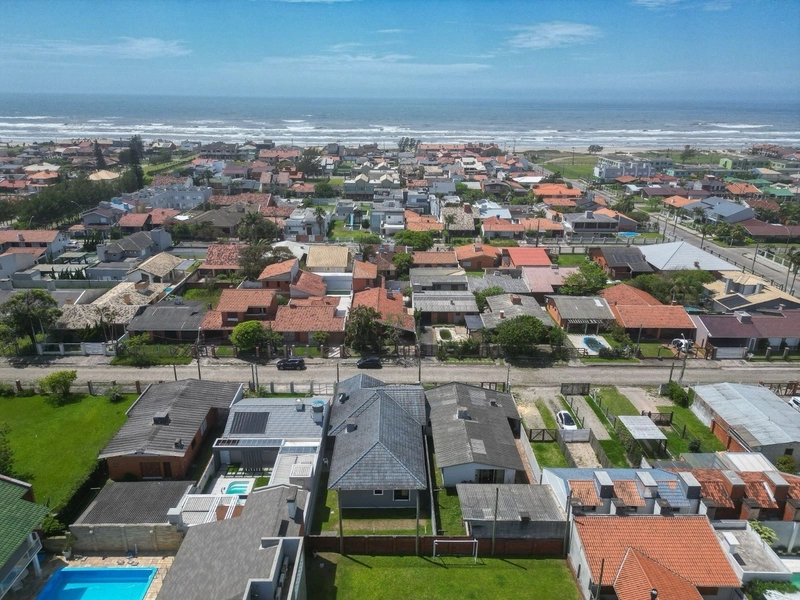 XANGRI-LÁ - CASA PRÓXIMA AO MAR COM 4 DORMITÓRIOS: 31ª foto da galeria de imagens do imóvel