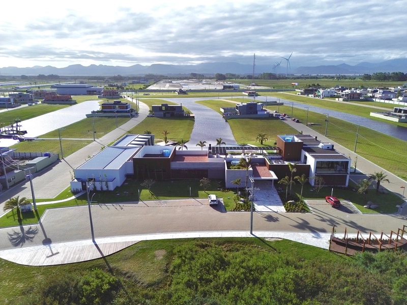 AMARE -  EXCELENTE TERRENO BEIRA LAGO: 3ª foto da galeria de imagens do imóvel