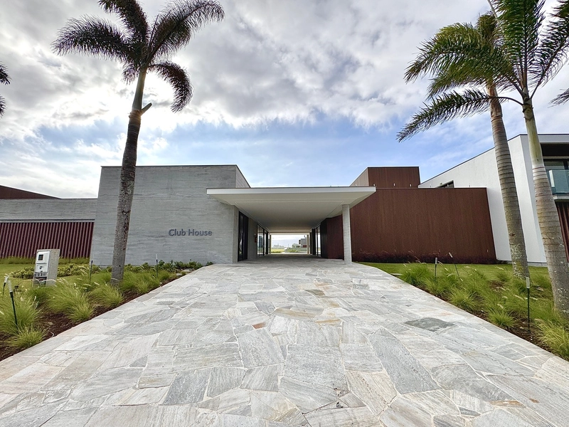 AMARE -  EXCELENTE TERRENO BEIRA LAGO