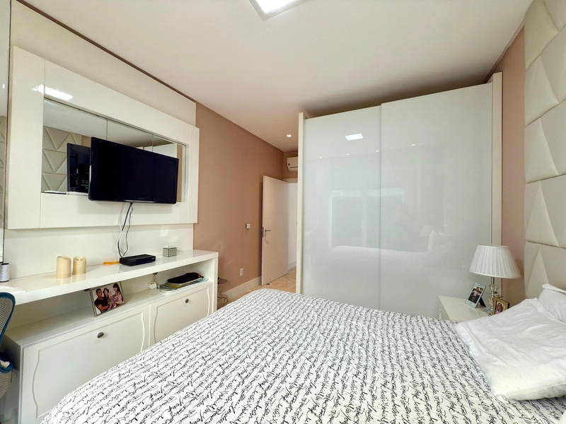 ENSEADA -  EXCELENTE SOBRADO BEIRA LAGO: 20ª foto da galeria de imagens do imóvel