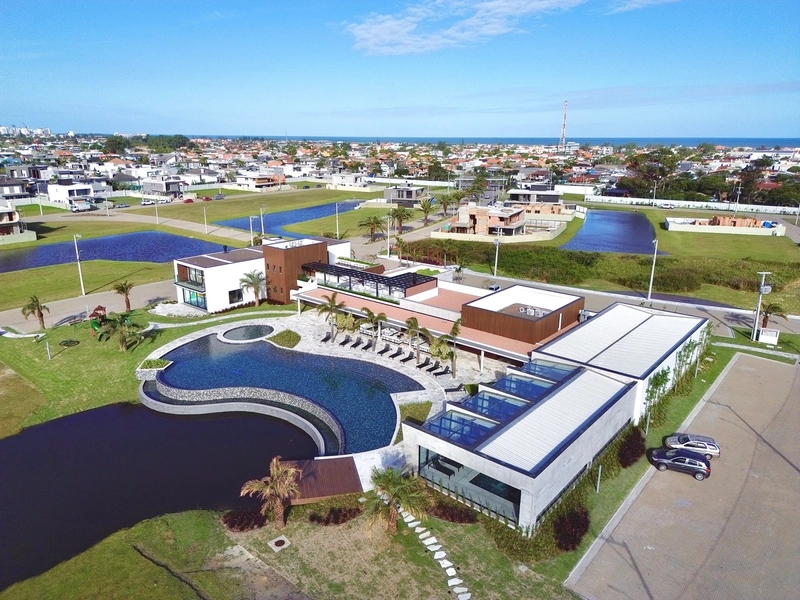 AMARE -  EXCELENTE TERRENO BEIRA LAGO: 3ª foto da galeria de imagens do imóvel