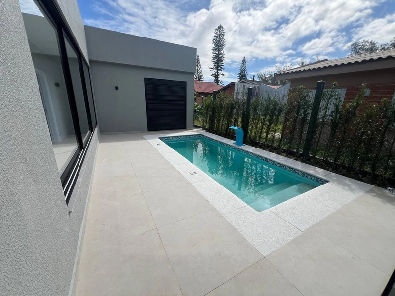 XANGRI-LÁ - EXCELENTE CASA TÉRREA, FRENTE MAR: 7ª foto da galeria de imagens do imóvel