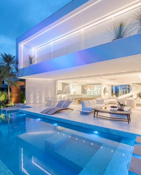 SOBRADO COM 5 SUÍTES EM CONDOMÍNIO: 4ª foto da galeria de imagens do imóvel