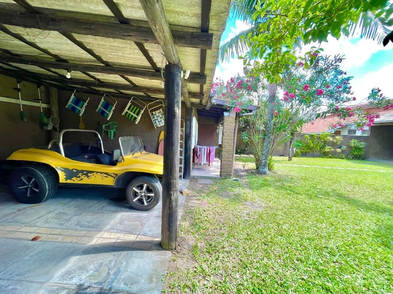 CASA COM 7 DORMITÓRIOS EM ATLÂNTIDA: 37ª foto da galeria de imagens do imóvel