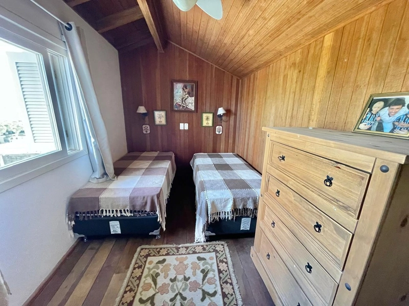 CASA COM 7 DORMITÓRIOS EM ATLÂNTIDA: 26ª foto da galeria de imagens do imóvel