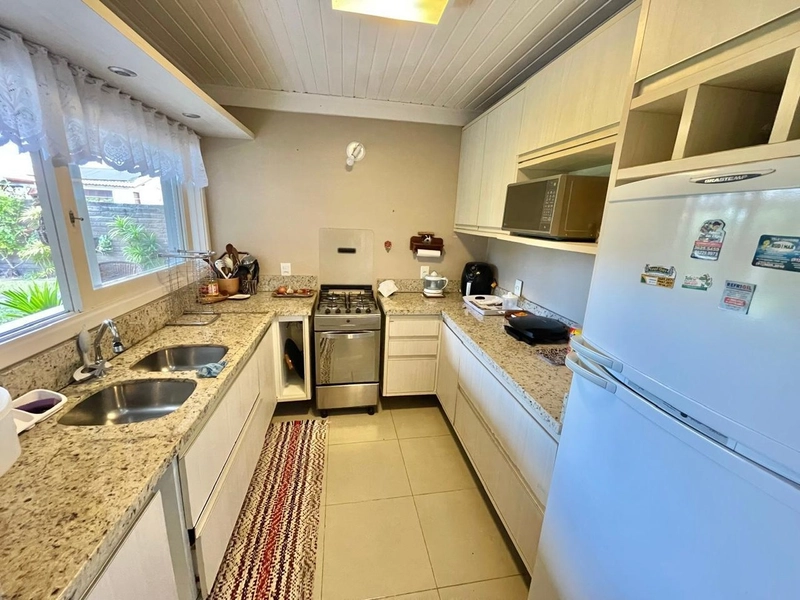 CASA COM 7 DORMITÓRIOS EM ATLÂNTIDA: 15ª foto da galeria de imagens do imóvel