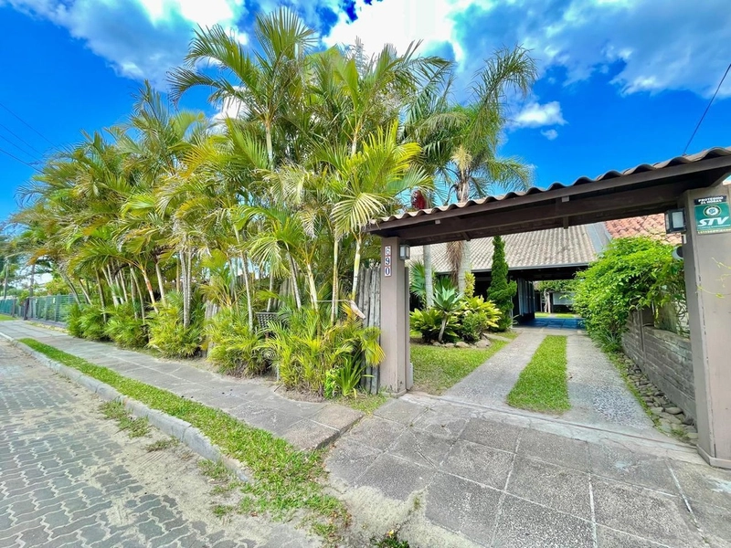 CASA COM 7 DORMITÓRIOS EM ATLÂNTIDA: 28ª foto da galeria de imagens do imóvel