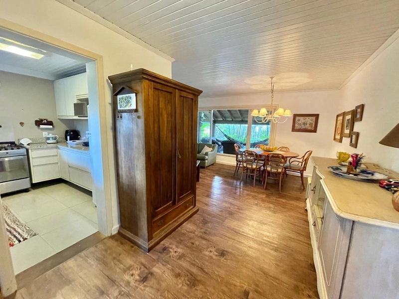 CASA COM 7 DORMITÓRIOS EM ATLÂNTIDA: 14ª foto da galeria de imagens do imóvel