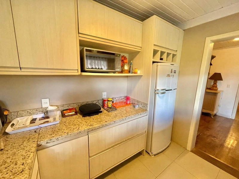 CASA COM 7 DORMITÓRIOS EM ATLÂNTIDA: 17ª foto da galeria de imagens do imóvel