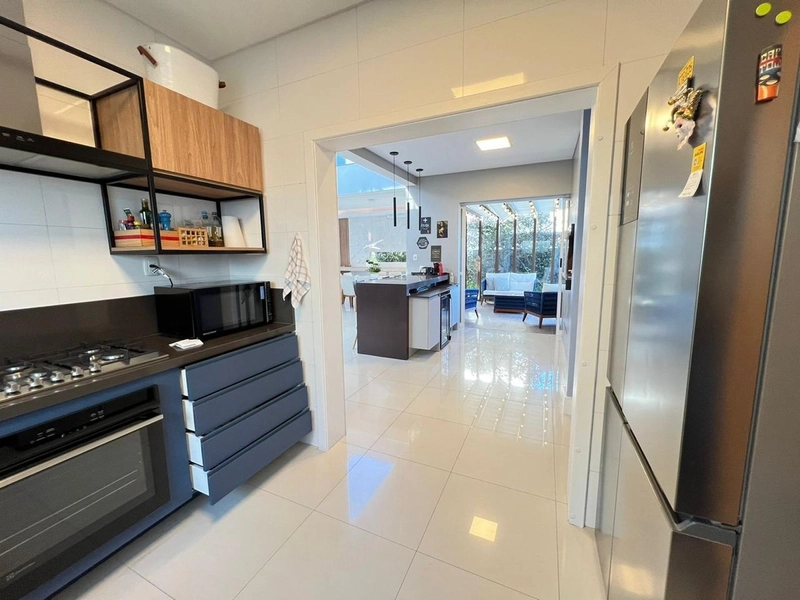 QUINTAS DO LAGO - MARAVILHOSO SOBRADO FRENTE NORTE: 26ª foto da galeria de imagens do imóvel