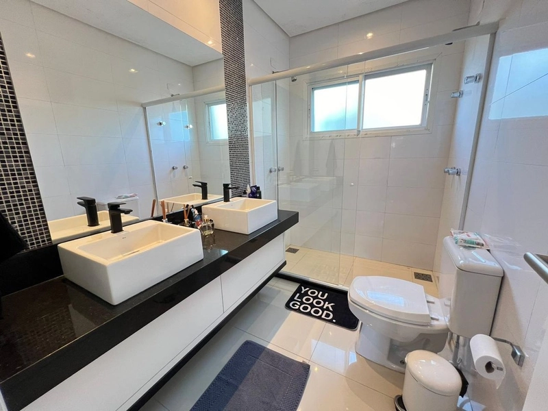 QUINTAS DO LAGO - MARAVILHOSO SOBRADO FRENTE NORTE: 12ª foto da galeria de imagens do imóvel