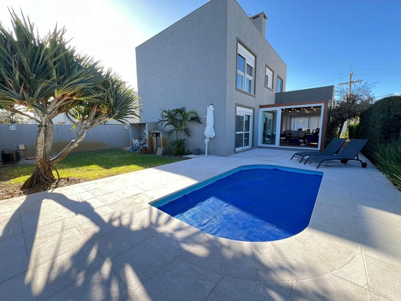 QUINTAS DO LAGO - MARAVILHOSO SOBRADO FRENTE NORTE: 1ª foto da galeria de imagens do imóvel