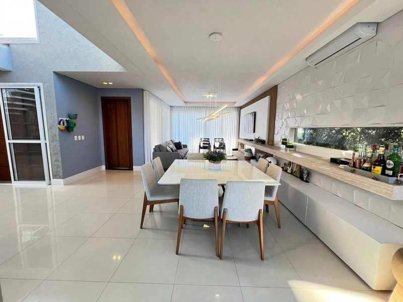 QUINTAS DO LAGO - MARAVILHOSO SOBRADO FRENTE NORTE: 13ª foto da galeria de imagens do imóvel