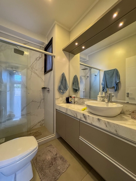 CASA EM CONDOMÍNIIO COM 4 SUÍTES: 16ª foto da galeria de imagens do imóvel