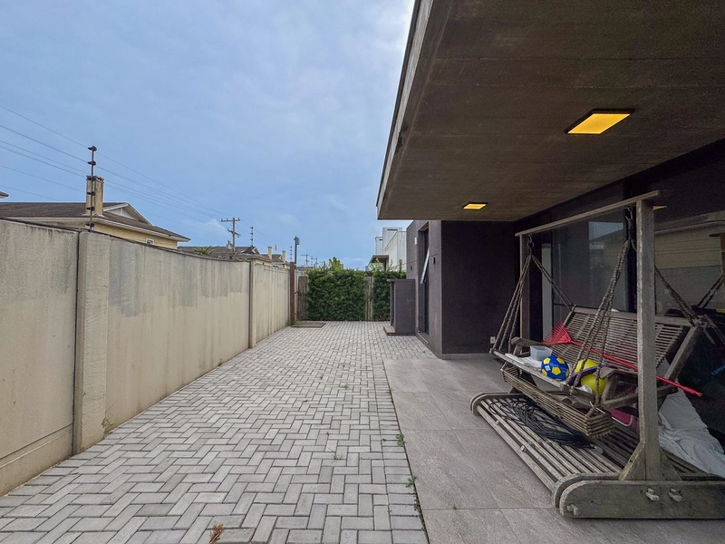 CASA EM CONDOMÍNIIO COM 4 SUÍTES: 15ª foto da galeria de imagens do imóvel