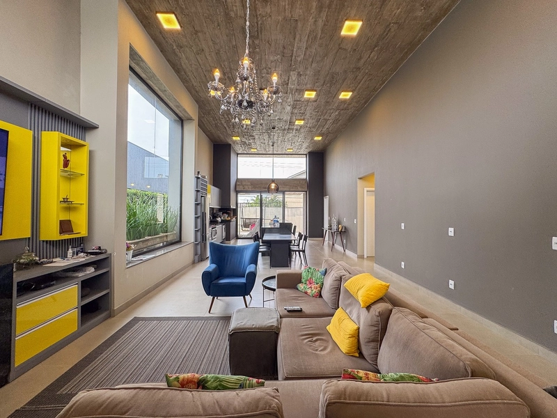 CASA EM CONDOMÍNIIO COM 4 SUÍTES: 4ª foto da galeria de imagens do imóvel