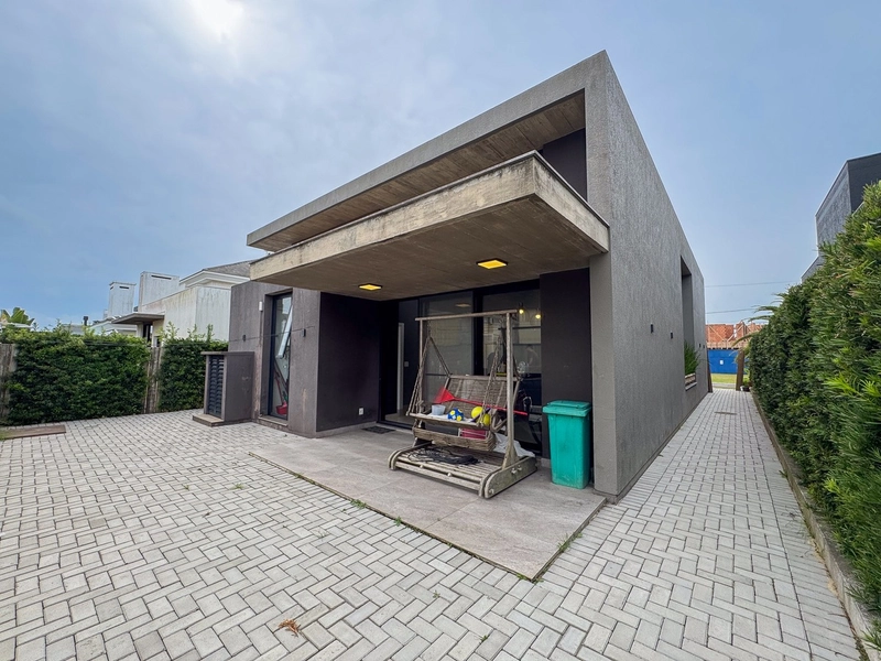 CASA EM CONDOMÍNIIO COM 4 SUÍTES: 14ª foto da galeria de imagens do imóvel