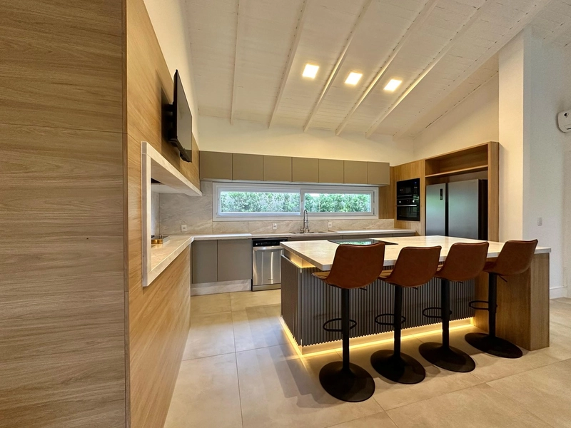 ATLÂNTIDA - CASA 5 DORMITÓRIOS, 1 SUÍTE, PISCINA: 9ª foto da galeria de imagens do imóvel