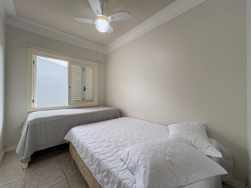 XANGRI-LÁ - CASA PRÓXIMO DO MAR COM 4 DORMITÓRIOS: 3ª foto da galeria de imagens do imóvel