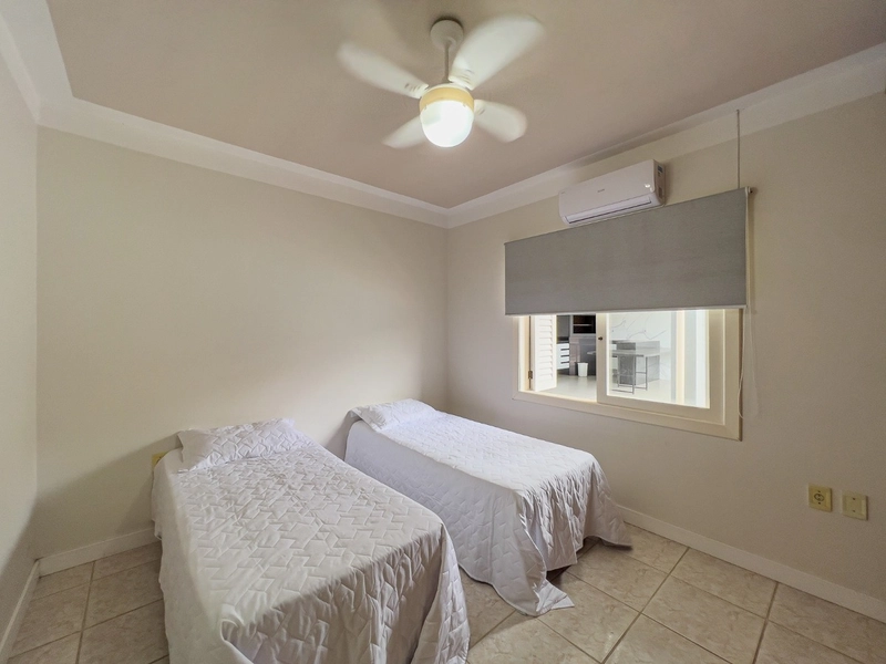 XANGRI-LÁ - CASA PRÓXIMO DO MAR COM 4 DORMITÓRIOS: 14ª foto da galeria de imagens do imóvel